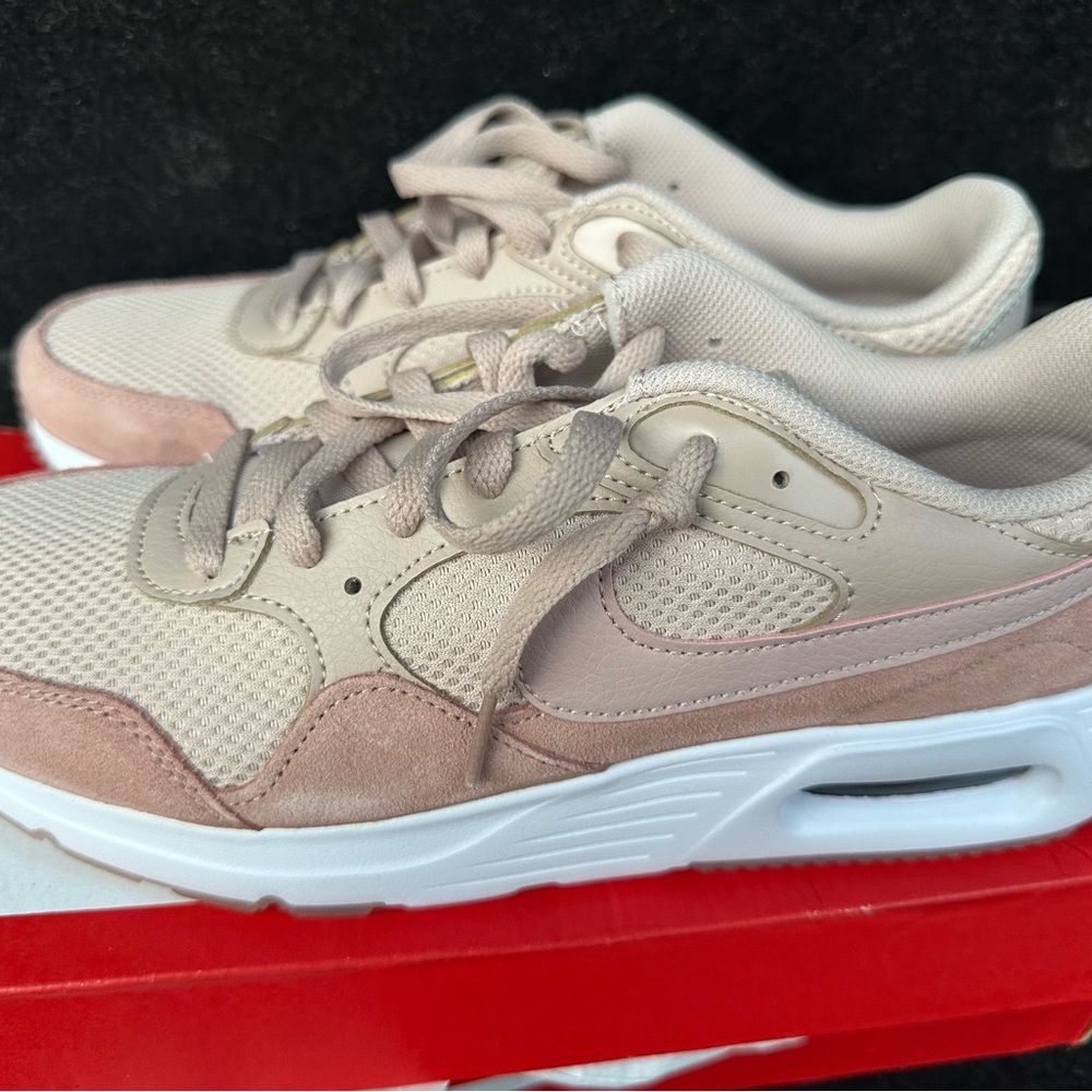 NIKE womens Air Max SC Fossil Stone/Pink Oxford-rose Whisper
